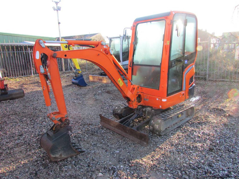 Kubota KX 016-4 Minibagger 15.000 EUR - Mini ekskavatör: fotoğraf 2 Kubota KX 016-4 Minibagger 15.000 EUR - Mini ekskavatör: fotoğraf 2