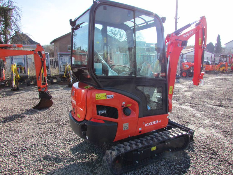 Kubota KX 019-4 HI Minibagger 26.500 EUR - Mini ekskavatör: fotoğraf 4 Kubota KX 019-4 HI Minibagger 26.500 EUR - Mini ekskavatör: fotoğraf 4