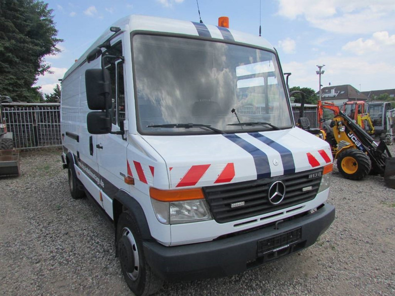 Mercedes-Benz 813 D Vario Kastenwagen - Kapalı kasa kamyon: fotoğraf 2 Mercedes-Benz 813 D Vario Kastenwagen - Kapalı kasa kamyon: fotoğraf 2