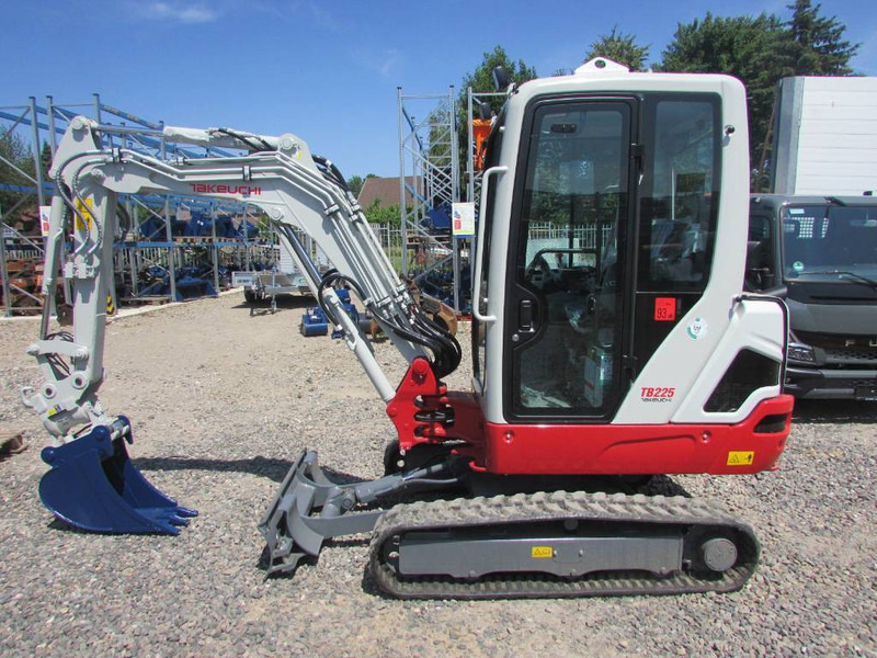 Takeuchi TB 225 Minibagger 44.000 EUR - Mini ekskavatör: fotoğraf 1 Takeuchi TB 225 Minibagger 44.000 EUR - Mini ekskavatör: fotoğraf 1