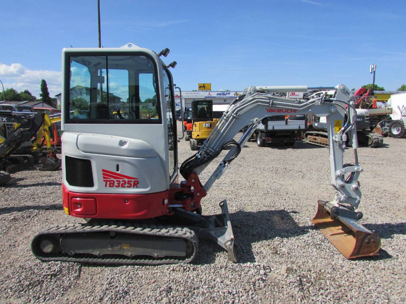 Takeuchi TB 325 R Minibagger 34.500 EUR - Mini ekskavatör: fotoğraf 4 Takeuchi TB 325 R Minibagger 34.500 EUR - Mini ekskavatör: fotoğraf 4