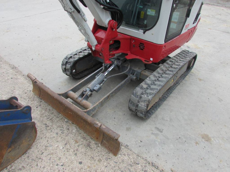 Takeuchi TB225 V3 Minibagger 32.000 EUR net - Mini ekskavatör: fotoğraf 3 Takeuchi TB225 V3 Minibagger 32.000 EUR net - Mini ekskavatör: fotoğraf 3