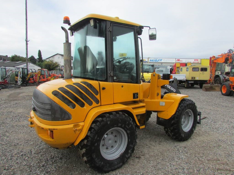 Volvo L 35 B-Z Radlader 16.000 EUR - Tekerlekli yükleyici: fotoğraf 5 Volvo L 35 B-Z Radlader 16.000 EUR - Tekerlekli yükleyici: fotoğraf 5