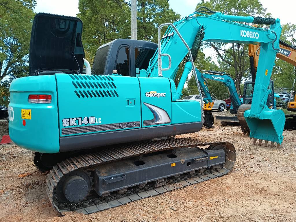 KOBELCO SK140 - Paletli ekskavatör: fotoğraf 1 KOBELCO SK140 - Paletli ekskavatör: fotoğraf 1