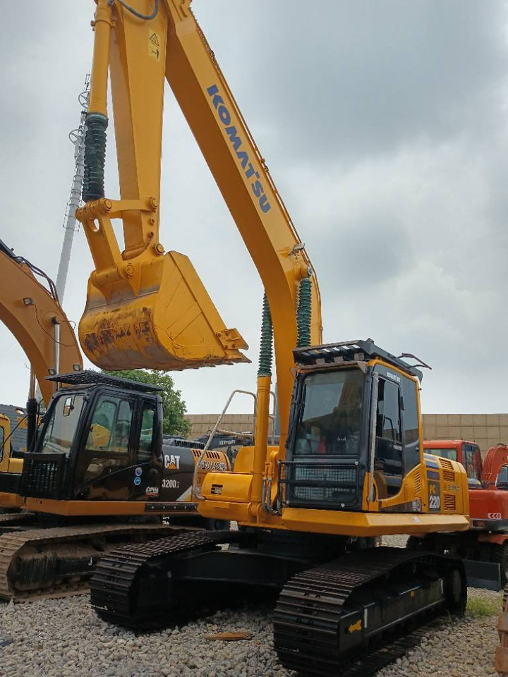 KOMATSU PC 220-8 - Paletli ekskavatör: fotoğraf 2 KOMATSU PC 220-8 - Paletli ekskavatör: fotoğraf 2