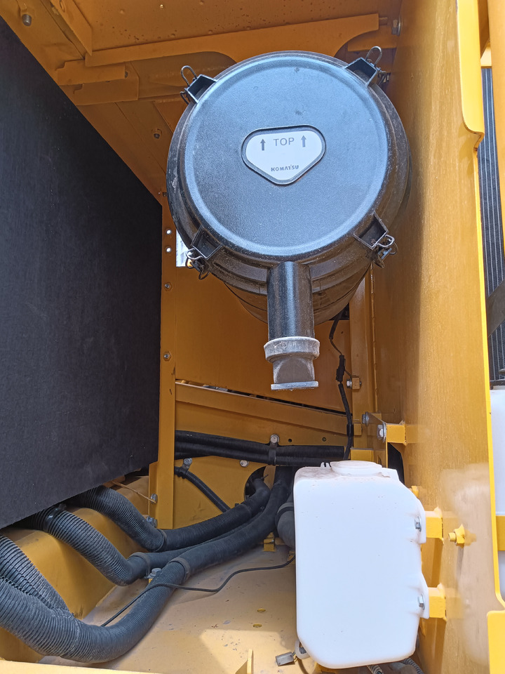 KOMATSU PC200-8 - Paletli ekskavatör: fotoğraf 5 KOMATSU PC200-8 - Paletli ekskavatör: fotoğraf 5