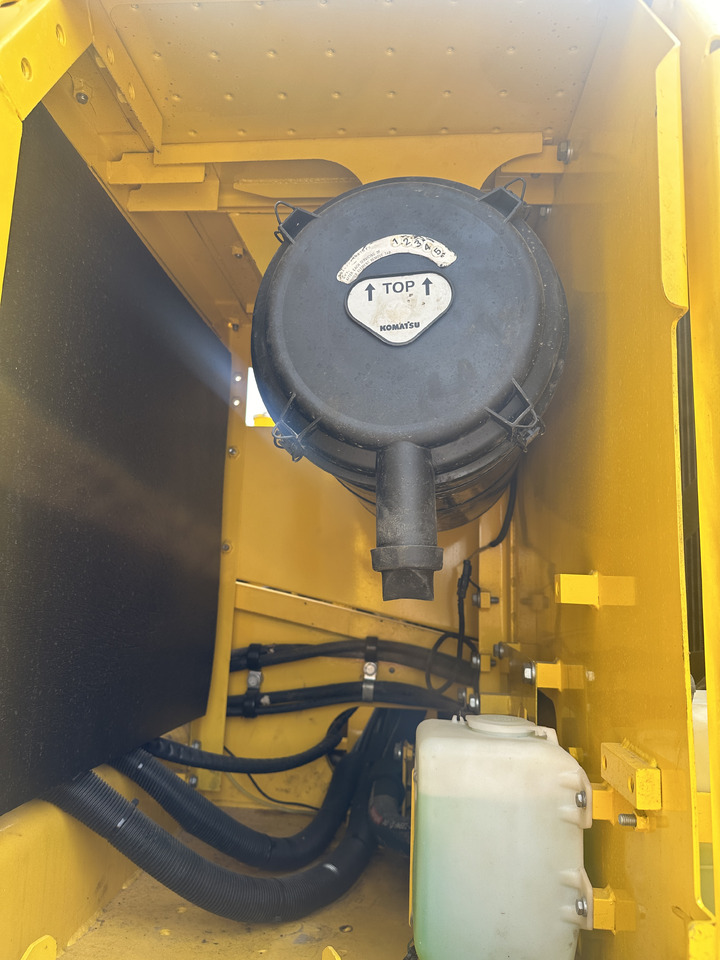 Komatsu PC 240 LC-8 - Paletli ekskavatör: fotoğraf 5 Komatsu PC 240 LC-8 - Paletli ekskavatör: fotoğraf 5