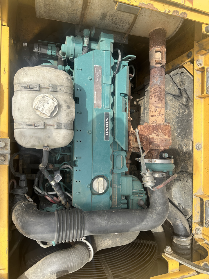 VOLVO EC220D - Paletli ekskavatör: fotoğraf 5 VOLVO EC220D - Paletli ekskavatör: fotoğraf 5