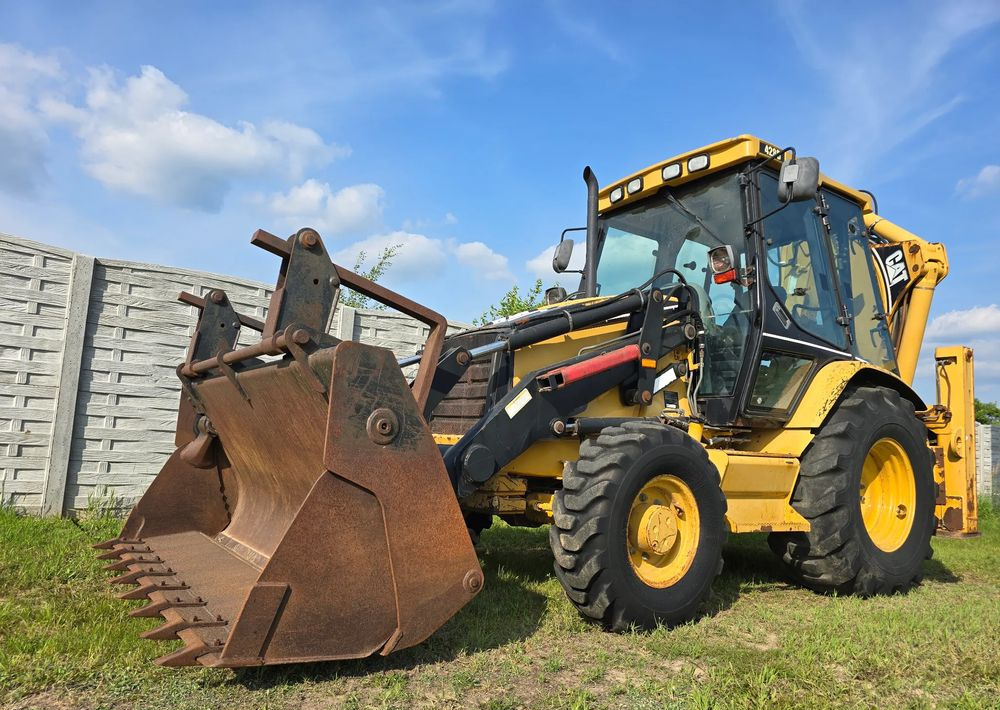 Caterpillar - Iş makinesi: fotoğraf 1 Caterpillar - Iş makinesi: fotoğraf 1