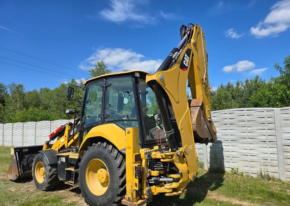 Iş makinesi Caterpillar: fotoğraf 9