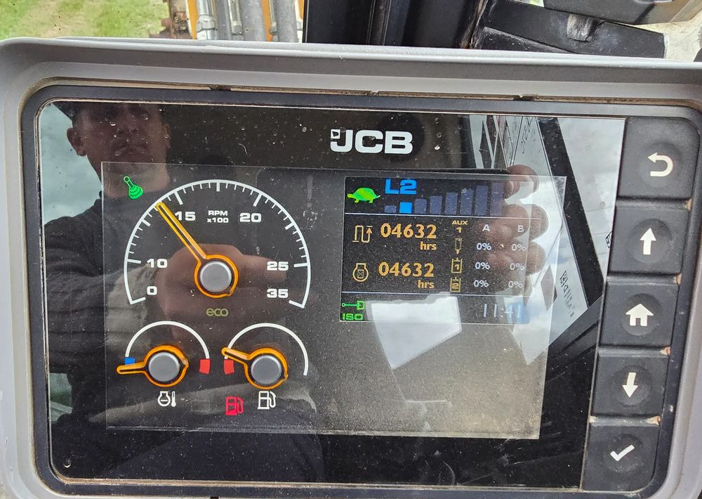 JCB - Paletli ekskavatör: fotoğraf 4 JCB - Paletli ekskavatör: fotoğraf 4