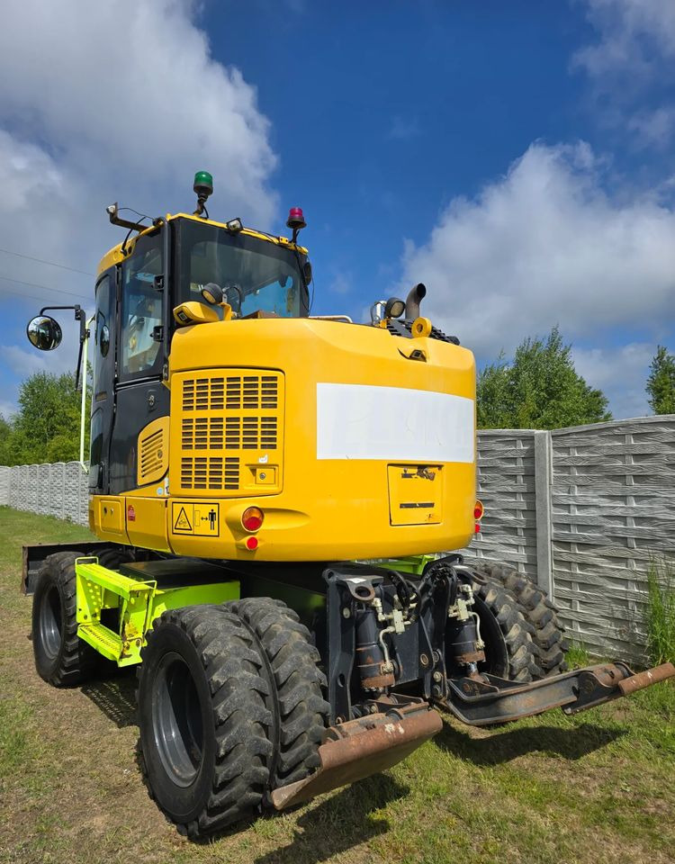 Komatsu - Tekerlekli ekskavatör: fotoğraf 3 Komatsu - Tekerlekli ekskavatör: fotoğraf 3