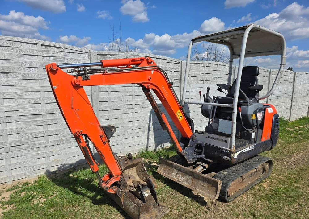 Kubota - Mini ekskavatör: fotoğraf 2 Kubota - Mini ekskavatör: fotoğraf 2
