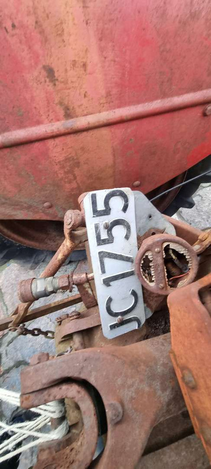 1958 Massey Ferguson MF 35 traktor (rep.-objekt) - Traktör: fotoğraf 3 1958 Massey Ferguson MF 35 traktor (rep.-objekt) - Traktör: fotoğraf 3