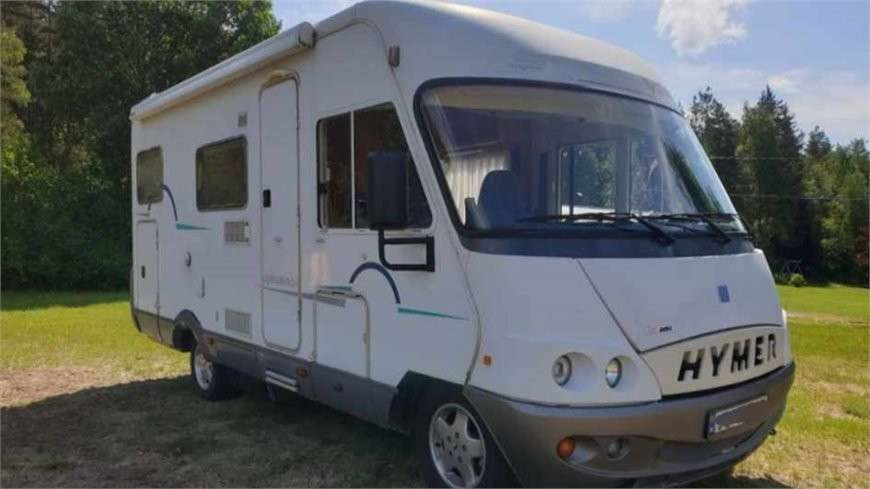 Entegre karavan 2001 Hymer Genial bobil: fotoğraf 1