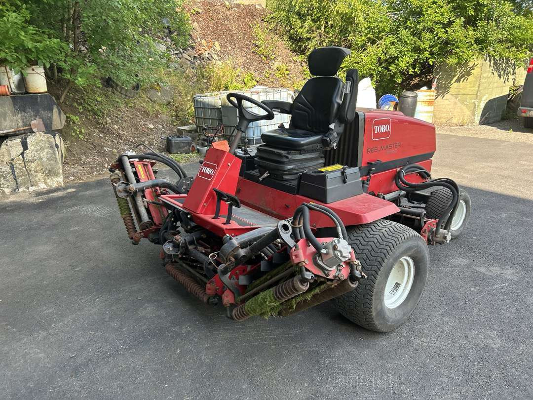 2006 sittegressklipper til golfbane - Çim biçme makinesi: fotoğraf 1 2006 sittegressklipper til golfbane - Çim biçme makinesi: fotoğraf 1