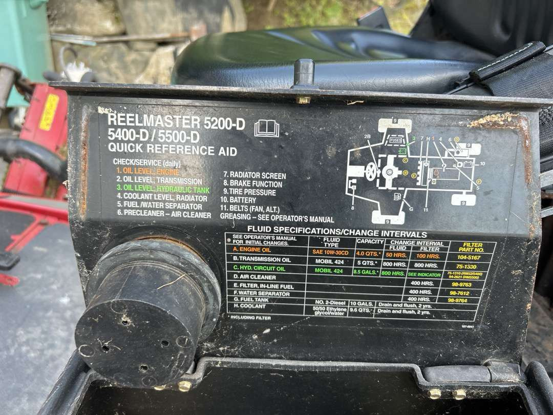 2006 sittegressklipper til golfbane - Çim biçme makinesi: fotoğraf 5 2006 sittegressklipper til golfbane - Çim biçme makinesi: fotoğraf 5