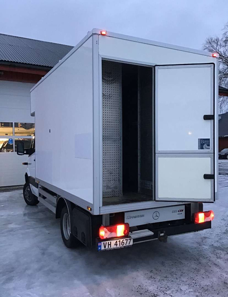 2012 Mercedes-Benz Sprinter EU-GODKJENT SVÆRT LAV KM! - Kapalı kasa kamyon: fotoğraf 4 2012 Mercedes-Benz Sprinter EU-GODKJENT SVÆRT LAV KM! - Kapalı kasa kamyon: fotoğraf 4