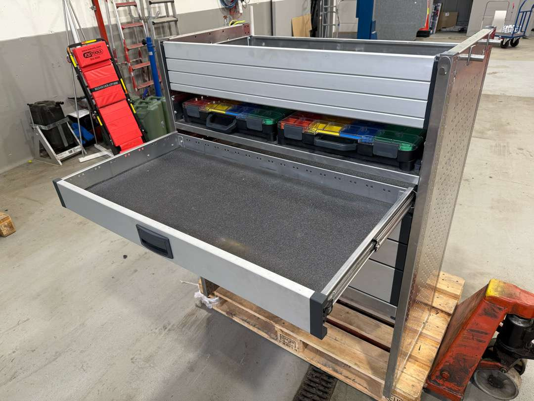 Aluca Bilinnredning - Garaj ekipman: fotoğraf 4 Aluca Bilinnredning - Garaj ekipman: fotoğraf 4