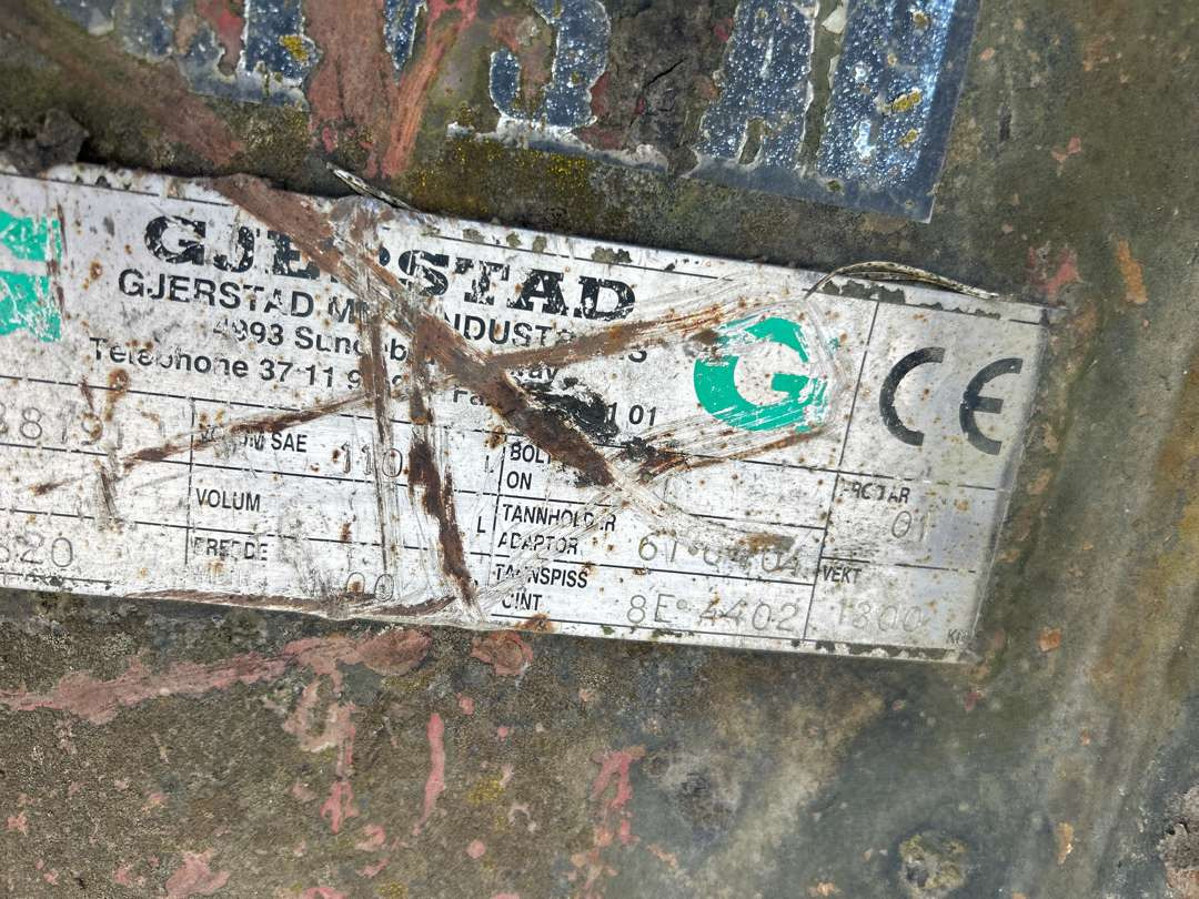 Tann skuffe fra Gjerstad S 70 feste - Ataşman - İş makinaları: fotoğraf 3 Tann skuffe fra Gjerstad S 70 feste - Ataşman - İş makinaları: fotoğraf 3