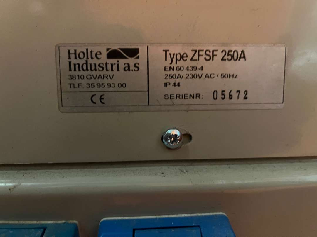 Holte strømskap 230 V - Alet/ Ekipman: fotoğraf 3 Holte strømskap 230 V - Alet/ Ekipman: fotoğraf 3