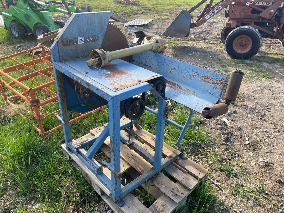 Vedsag til traktor - Garaj ekipman: fotoğraf 3 Vedsag til traktor - Garaj ekipman: fotoğraf 3