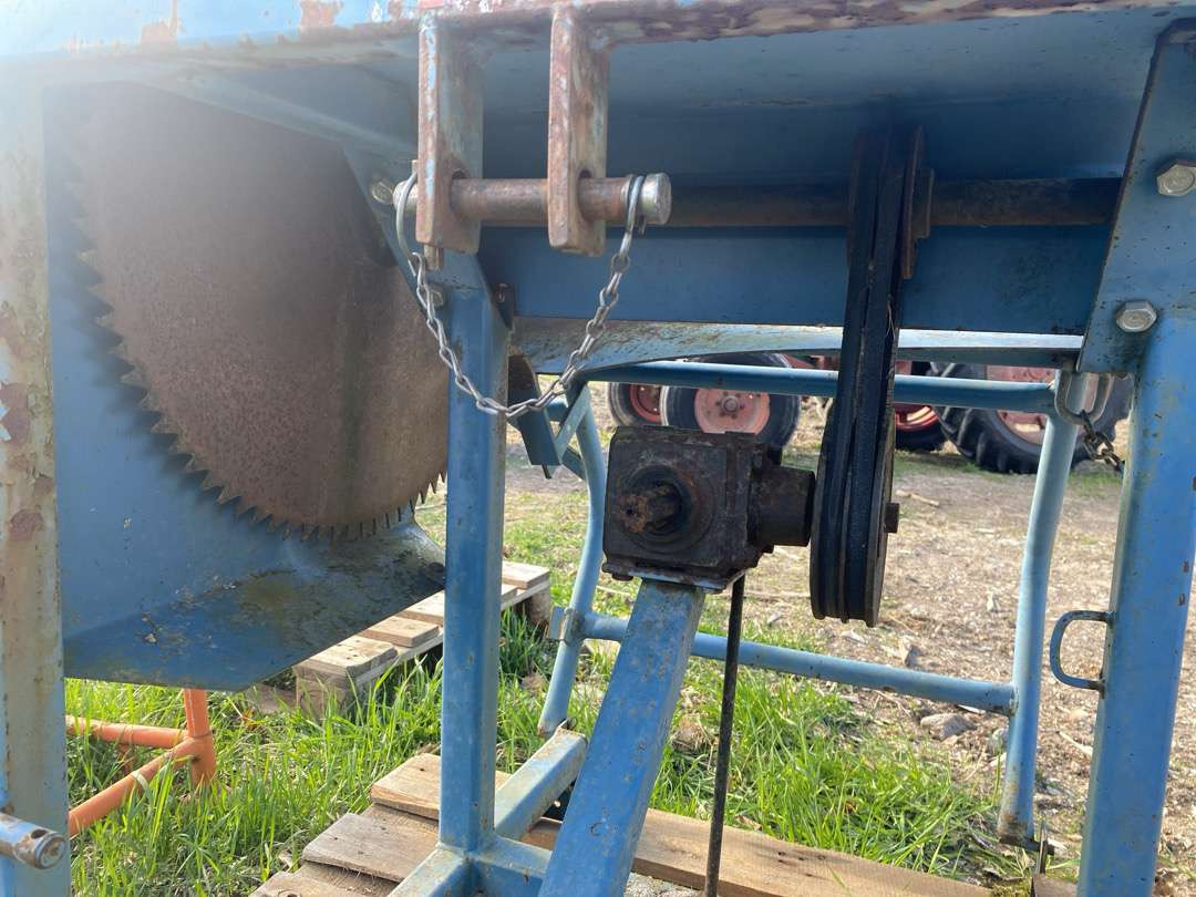 Vedsag til traktor - Garaj ekipman: fotoğraf 4 Vedsag til traktor - Garaj ekipman: fotoğraf 4