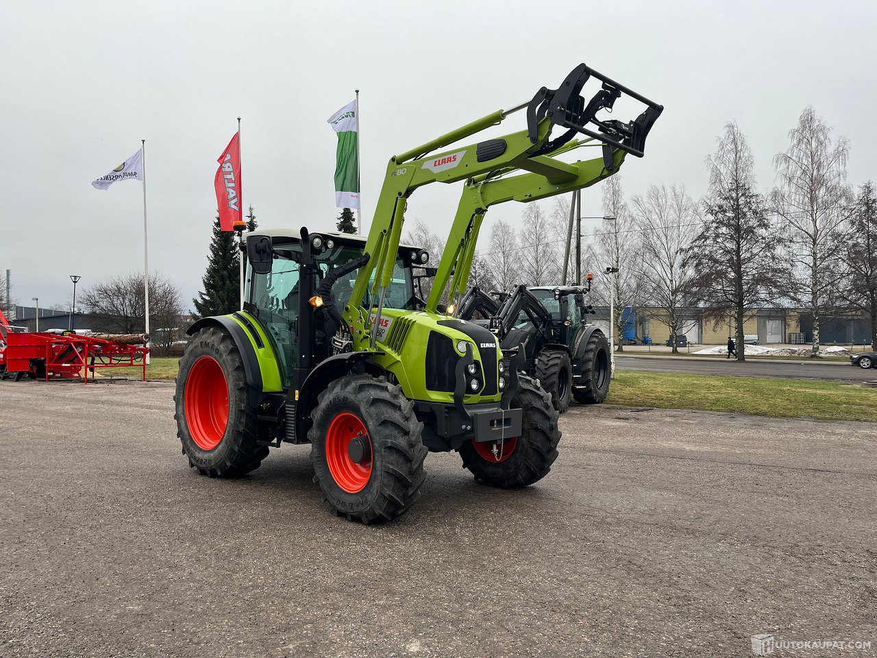 Claas Arion 420 traktori kuormaajalla, 2020, INTEXW, Salo - Traktör: fotoğraf 4 Claas Arion 420 traktori kuormaajalla, 2020, INTEXW, Salo - Traktör: fotoğraf 4