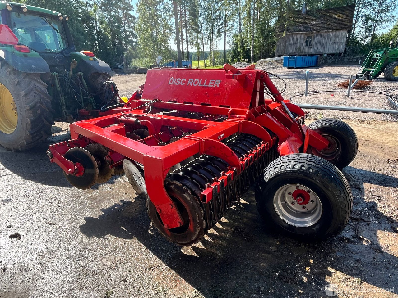 He-Va hydraulisesti nouseva lautasmuokkain, 2005, Sipoo - Disk tırmığı: fotoğraf 3 He-Va hydraulisesti nouseva lautasmuokkain, 2005, Sipoo - Disk tırmığı: fotoğraf 3