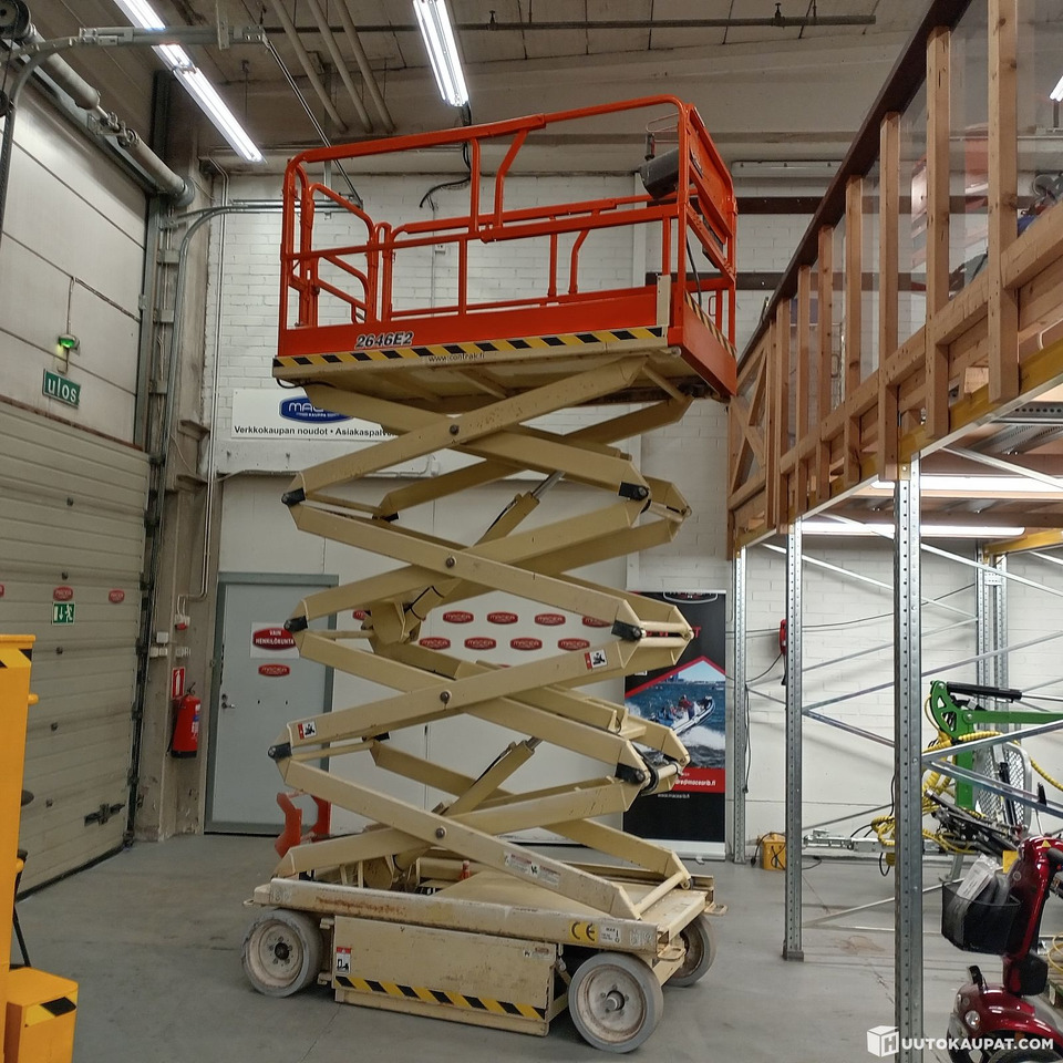 JLG 2646 E2 Akkukäyttöinen saksilavanostin, Hollola - Makasli platform: fotoğraf 2 JLG 2646 E2 Akkukäyttöinen saksilavanostin, Hollola - Makasli platform: fotoğraf 2