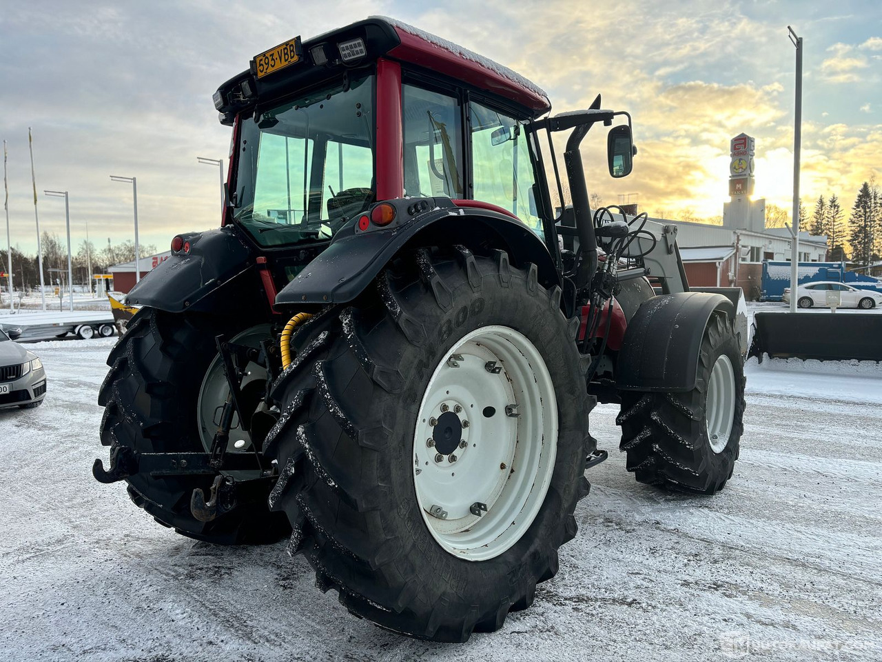 Valtra T131H kuormaajalla.Todella siisti ja vähän ajettu!, 2008 MTK25, Tornio - Traktör: fotoğraf 5 Valtra T131H kuormaajalla.Todella siisti ja vähän ajettu!, 2008 MTK25, Tornio - Traktör: fotoğraf 5