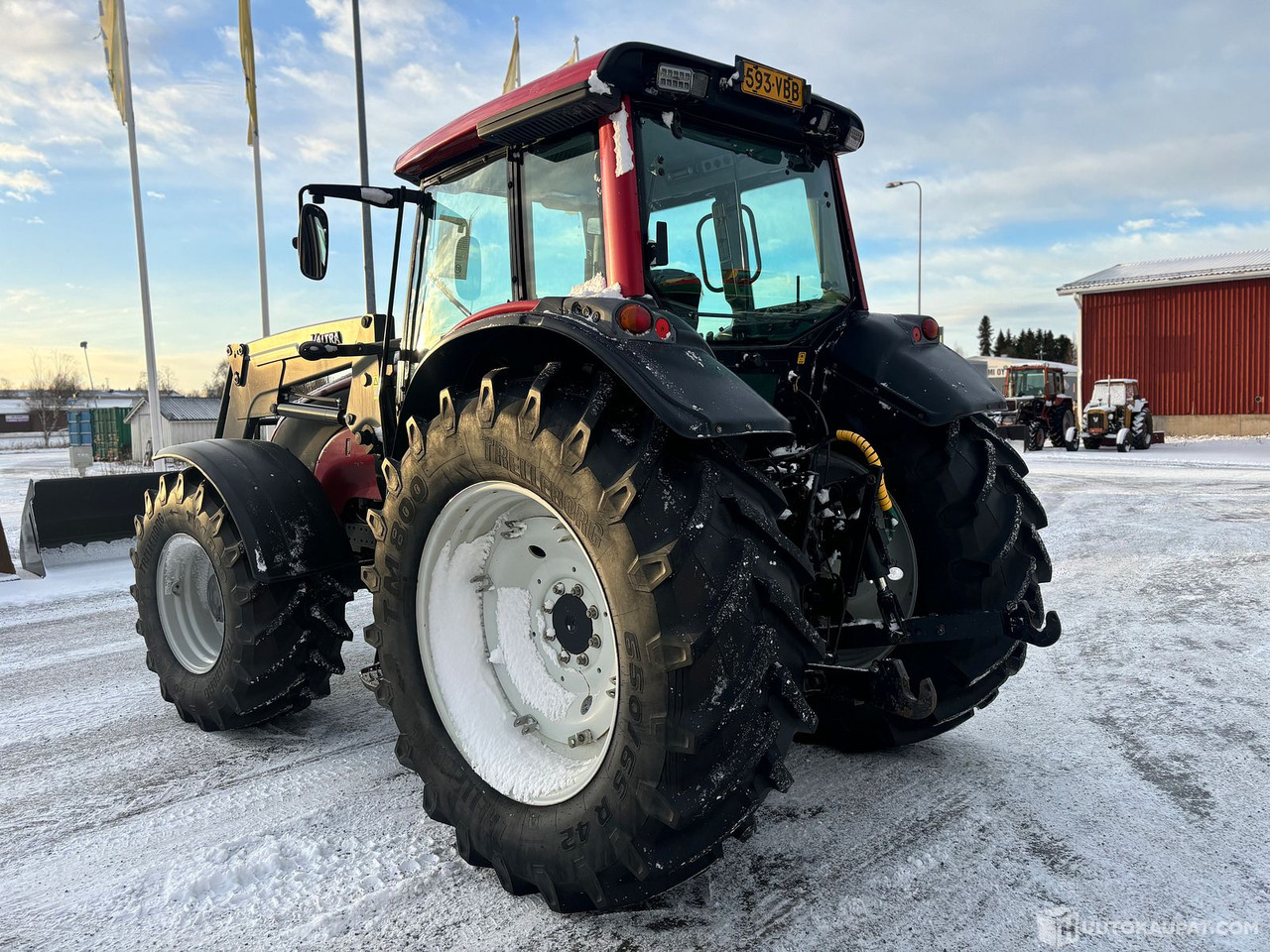 Valtra T131H kuormaajalla.Todella siisti ja vähän ajettu!, 2008 MTK25, Tornio - Traktör: fotoğraf 4 Valtra T131H kuormaajalla.Todella siisti ja vähän ajettu!, 2008 MTK25, Tornio - Traktör: fotoğraf 4