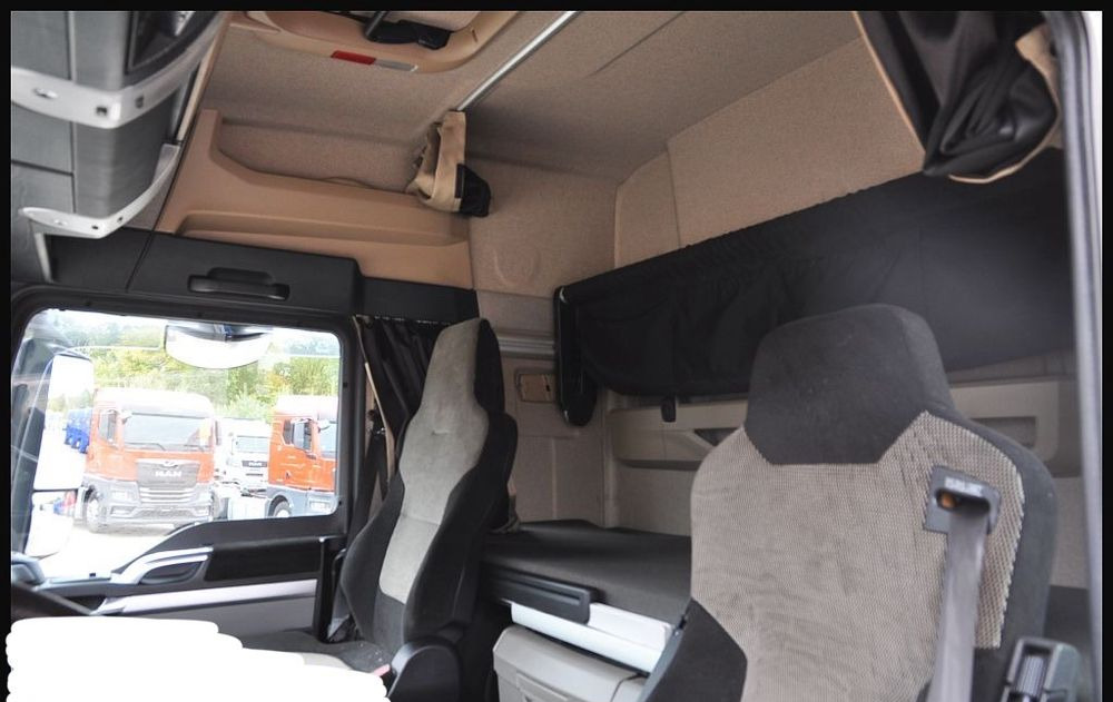 Çekici MAN TGS 18.420 2019 NAUKA JAZDY POLIFT ELKA AUTOMAT 4x2 STANDARD 315/70r22.5 SUPER STAN TGX 470 460 420 430 500 510 400 360 410: fotoğraf 19 Çekici MAN TGS 18.420 2019 NAUKA JAZDY POLIFT ELKA AUTOMAT 4x2 STANDARD 315/70r22.5 SUPER STAN TGX 470 460 420 430 500 510 400 360 410: fotoğraf 19