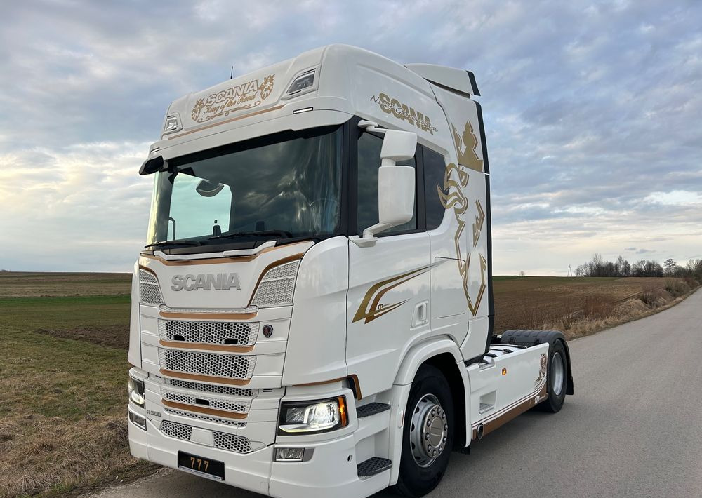Çekici Scania R500 FULL AIR 2019 10x poduszki KLIMA POSTOJOWA / RETARDER / FULL SPOJLER / TOP STAN / od jedynego właściciela ! HYDRAULIKA spod beczki spożywczej ! / do wywrotu ruchomej podłogi beczki TOP TOP: fotoğraf 1