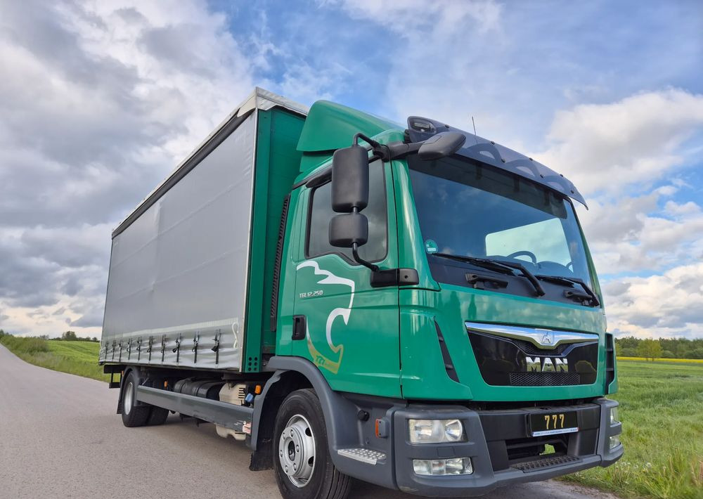 MAN TGL 12.250 6.2m AUTOMAT KLIMA z Niemiec ESP nowe opony EURO 6 / 4.75 rozstaw / zawiesie na wózek widłowy / TOP STAN / okazja nauka jazdy MOŻLIWOŚĆ DOSTOSOWANIA 12t - Tenteli kamyon: fotoğraf 1 MAN TGL 12.250 6.2m AUTOMAT KLIMA z Niemiec ESP nowe opony EURO 6 / 4.75 rozstaw / zawiesie na wózek widłowy / TOP STAN / okazja nauka jazdy MOŻLIWOŚĆ DOSTOSOWANIA 12t - Tenteli kamyon: fotoğraf 1