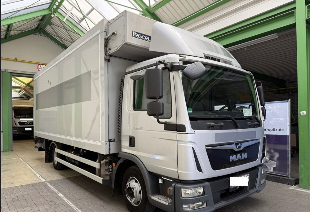 MAN TGL 12.250 6.3m AUTOMAT KLIMA z Niemiec ESP EURO 6 / 4.3 rozstaw / Chlodnia FRIGOBLOCK / TOP STAN / okazja nauka jazdy MOŻLIWOŚĆ DOSTOSOWANIA 12t - Refrijeratör kamyon: fotoğraf 1 MAN TGL 12.250 6.3m AUTOMAT KLIMA z Niemiec ESP EURO 6 / 4.3 rozstaw / Chlodnia FRIGOBLOCK / TOP STAN / okazja nauka jazdy MOŻLIWOŚĆ DOSTOSOWANIA 12t - Refrijeratör kamyon: fotoğraf 1