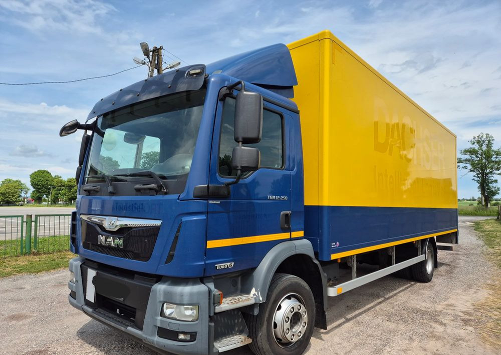 MAN TGM TGL 12.250 z Holandii KLIMA 7.2m AUTOMAT WINDA TOP CENA euro 6 nauka jazdy ESP ASR - Kapalı kasa kamyon: fotoğraf 3 MAN TGM TGL 12.250 z Holandii KLIMA 7.2m AUTOMAT WINDA TOP CENA euro 6 nauka jazdy ESP ASR - Kapalı kasa kamyon: fotoğraf 3