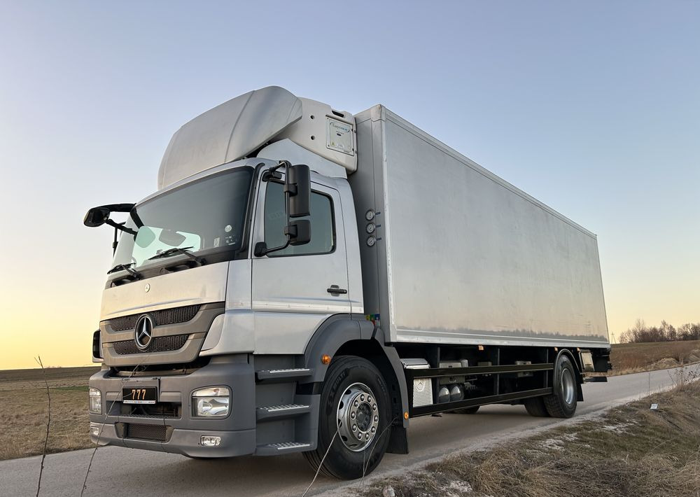 Mercedes-Benz Axor 1824 237000km !! TOP 8m 20 palet / z Niemiec / Euro 5 ! / agregat Carrier Supra 950 - Refrijeratör kamyon: fotoğraf 2 Mercedes-Benz Axor 1824 237000km !! TOP 8m 20 palet / z Niemiec / Euro 5 ! / agregat Carrier Supra 950 - Refrijeratör kamyon: fotoğraf 2