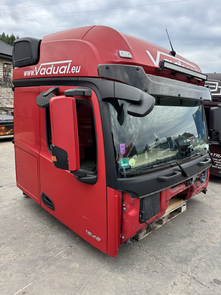 Mercedes-Benz ACTROS MP 4 2018 ROK truck - Kabin - Kamyon: fotoğraf 2 Mercedes-Benz ACTROS MP 4 2018 ROK truck - Kabin - Kamyon: fotoğraf 2
