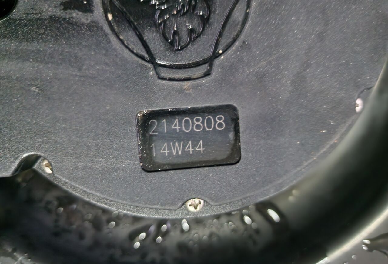 Scania Zbiornik kompletny Smok Ssak AdBlue R Euro6 2173142 2140808 Scania Zbiornik kompletny Smok Ssak AdBlue Scania R Euro6 2173142 2140808 truck - AdBlue tankı - Kamyon: fotoğraf 4 Scania Zbiornik kompletny Smok Ssak AdBlue R Euro6 2173142 2140808 Scania Zbiornik kompletny Smok Ssak AdBlue Scania R Euro6 2173142 2140808 truck - AdBlue tankı - Kamyon: fotoğraf 4
