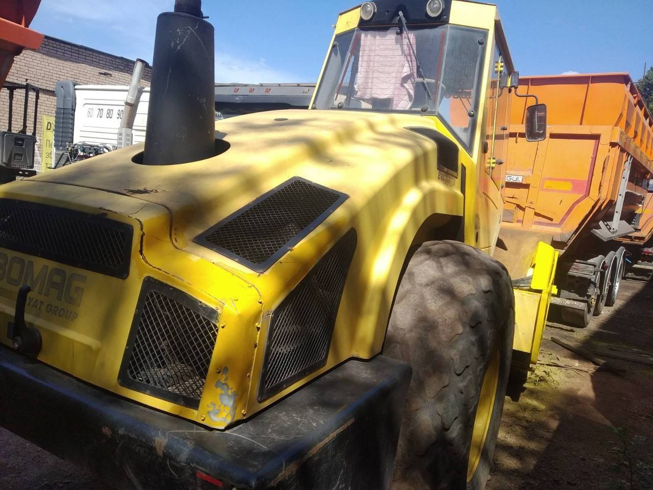 BOMAG BW 213 DH-4 - Kompaktör: fotoğraf 3 BOMAG BW 213 DH-4 - Kompaktör: fotoğraf 3