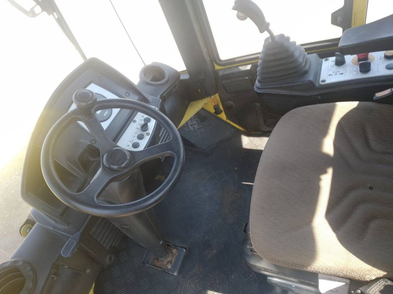 BOMAG BW 213 DH-4 - Kompaktör: fotoğraf 4 BOMAG BW 213 DH-4 - Kompaktör: fotoğraf 4