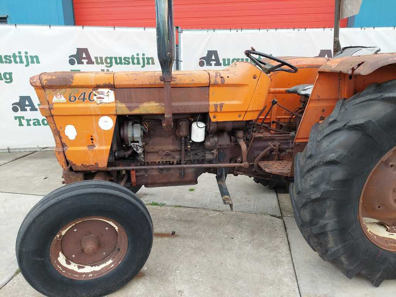 Fiat 640/8 - Traktör: fotoğraf 4 Fiat 640/8 - Traktör: fotoğraf 4