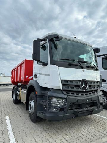 Mercedes-Benz Arocs 1832 L - Kancalı yükleyici kamyon: fotoğraf 1 Mercedes-Benz Arocs 1832 L - Kancalı yükleyici kamyon: fotoğraf 1