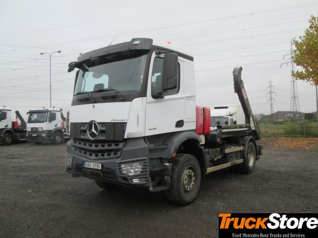 Mercedes-Benz Arocs 1845 LK - Hidrolift kamyon: fotoğraf 1 Mercedes-Benz Arocs 1845 LK - Hidrolift kamyon: fotoğraf 1