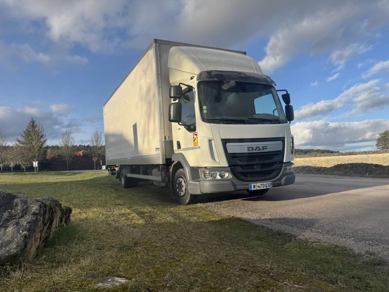 DAF LF 210 FA - Kapalı kasa kamyon: fotoğraf 1 DAF LF 210 FA - Kapalı kasa kamyon: fotoğraf 1