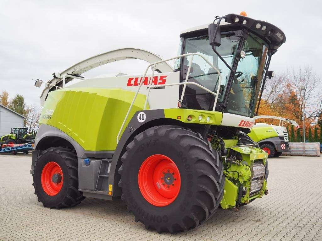 Claas Jaguar 940 4x4 - Silaj makinesi: fotoğraf 4 Claas Jaguar 940 4x4 - Silaj makinesi: fotoğraf 4