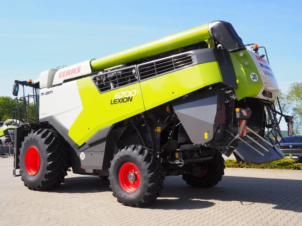 Claas Lexion 6700 + V770 - Biçerdöver: fotoğraf 2 Claas Lexion 6700 + V770 - Biçerdöver: fotoğraf 2