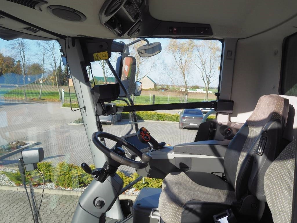 Claas Lexion 770TT 4x4 + V1200 - Biçerdöver: fotoğraf 5 Claas Lexion 770TT 4x4 + V1200 - Biçerdöver: fotoğraf 5