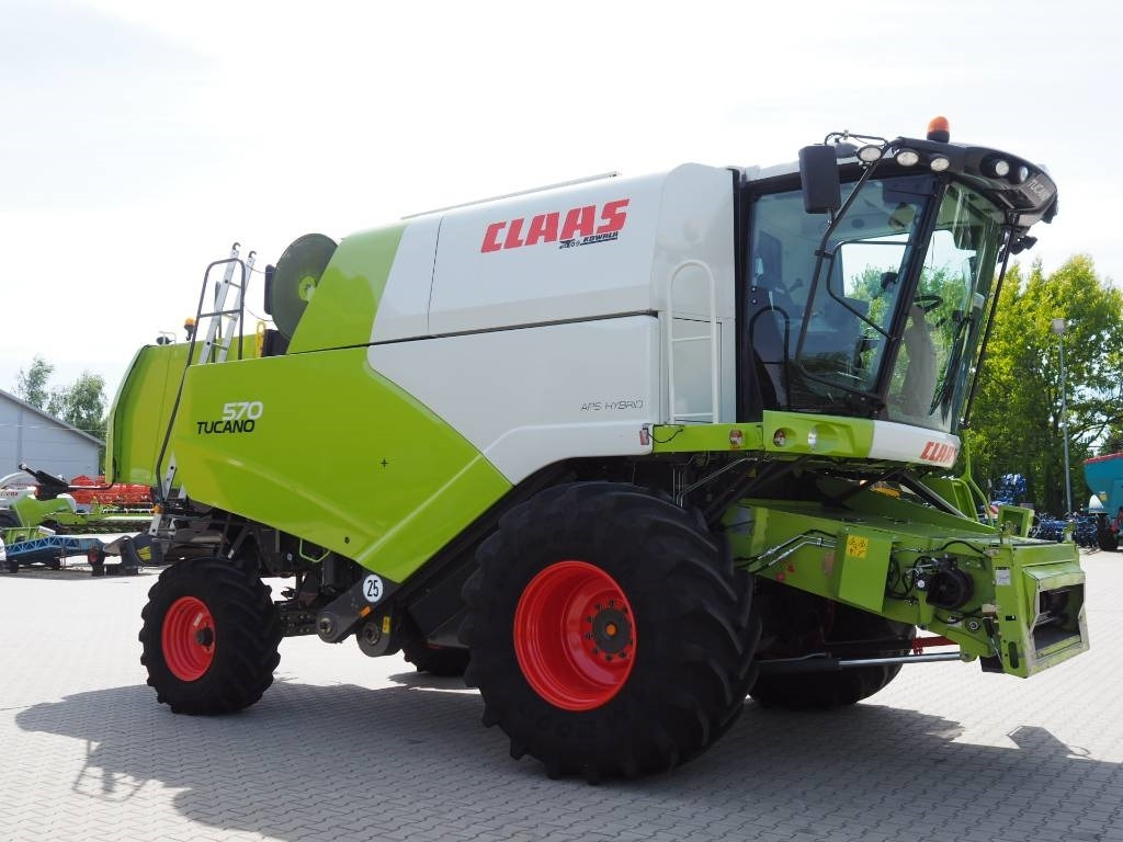 Claas Tucano 570 + V770 - Biçerdöver: fotoğraf 4 Claas Tucano 570 + V770 - Biçerdöver: fotoğraf 4